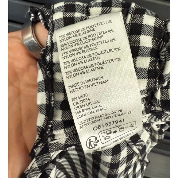 Urban Outfitters Kimchi Blue Little Lies Printed Gingham Plaid Open Back Cami To - Picture 8 of 8